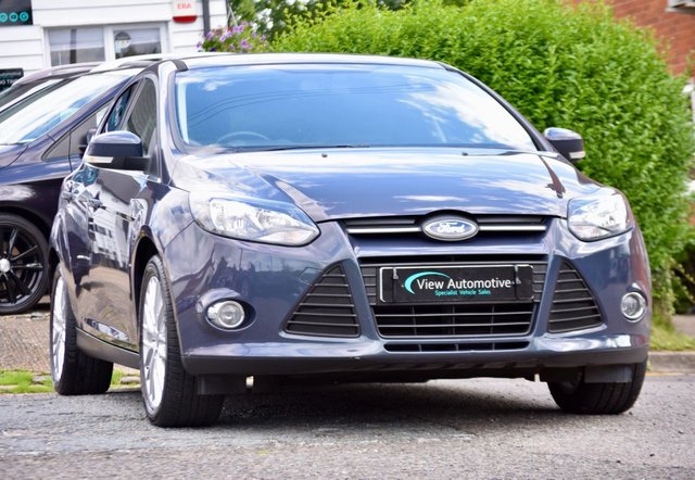 2012 12 Ford Focus 1.6 ZETEC 5d 104 BHP