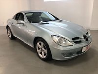 USED 2005 05 MERCEDES-BENZ SLK 1.8 SLK200 KOMPRESSOR 2d 161 BHP * AIRSCARF * CLIMATE * CRUISE * HEATED FRONT SEATS * PARKING SENSORS *
