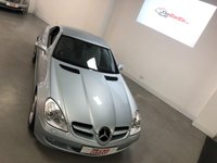 USED 2005 05 MERCEDES-BENZ SLK 1.8 SLK200 KOMPRESSOR 2d 161 BHP * AIRSCARF * CLIMATE * CRUISE * HEATED FRONT SEATS * PARKING SENSORS *