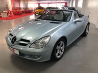 USED 2005 05 MERCEDES-BENZ SLK 1.8 SLK200 KOMPRESSOR 2d 161 BHP * AIRSCARF * CLIMATE * CRUISE * HEATED FRONT SEATS * PARKING SENSORS *