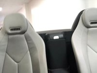 USED 2005 05 MERCEDES-BENZ SLK 1.8 SLK200 KOMPRESSOR 2d 161 BHP * AIRSCARF * CLIMATE * CRUISE * HEATED FRONT SEATS * PARKING SENSORS *