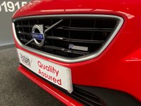 USED 2013 V VOLVO V40 2.0 D3 R-DESIGN 5d 148 BHP PANROOF & LEATHER