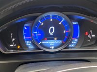 USED 2013 V VOLVO V40 2.0 D3 R-DESIGN 5d 148 BHP PANROOF & LEATHER