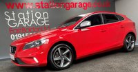 USED 2013 V VOLVO V40 2.0 D3 R-DESIGN 5d 148 BHP PANROOF & LEATHER