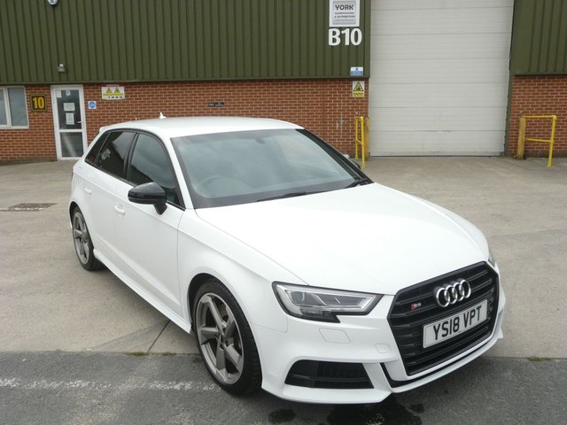 2018 18 Audi A3 2.0 S3 SPORTBACK TFSI QUATTRO BLACK EDITION 5d 306 BHP