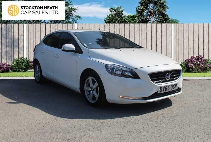 View our VOLVO V40