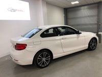 USED 2017 67 BMW 2 SERIES 2.0 218D SPORT 2d 148 BHP * NAVIGATION  SYSTEM *  MOT NOV * 2 KEYS * PARKING SENSORS * BLUETOOTH * AIR CONDITONING * DAB RADIO *