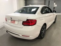 USED 2017 67 BMW 2 SERIES 2.0 218D SPORT 2d 148 BHP * NAVIGATION  SYSTEM *  MOT NOV * 2 KEYS * PARKING SENSORS * BLUETOOTH * AIR CONDITONING * DAB RADIO *