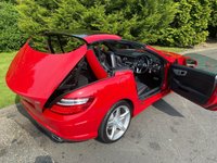 USED 2015 15 MERCEDES-BENZ SLK 2.1 SLK250 CDI BLUEEFFICIENCY AMG SPORT 2d 204 BHP AMG NAV Heated Air Scarf