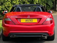 USED 2015 15 MERCEDES-BENZ SLK 2.1 SLK250 CDI BLUEEFFICIENCY AMG SPORT 2d 204 BHP AMG NAV Heated Air Scarf