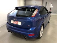 USED 2011 11 FORD FOCUS 2.5 ST-2 3d 223 BHP * PRIVACY * AIR CON * MOT OCT * 2 KEYS * PARKING SENSORS * 18 INCH ALLOY WHEELS * 8 SERVICES *