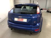USED 2011 11 FORD FOCUS 2.5 ST-2 3d 223 BHP * PRIVACY * AIR CON * MOT OCT * 2 KEYS * PARKING SENSORS * 18 INCH ALLOY WHEELS * 8 SERVICES *
