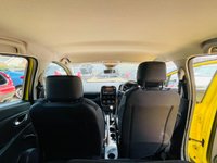 USED 2013 13 RENAULT CLIO 1.1 DYNAMIQUE MEDIANAV 5d 75 BHP Stunning, Bright Yellow with a Full Renault History