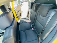 USED 2013 13 RENAULT CLIO 1.1 DYNAMIQUE MEDIANAV 5d 75 BHP Stunning, Bright Yellow with a Full Renault History