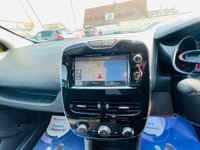 USED 2013 13 RENAULT CLIO 1.1 DYNAMIQUE MEDIANAV 5d 75 BHP Stunning, Bright Yellow with a Full Renault History