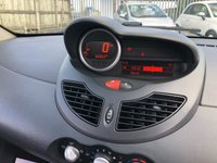 USED 2012 12 RENAULT TWINGO 1.1 DYNAMIQUE 3d 75 BHP Great Colour + Bluetooth & Air Conditioning