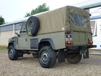 USED 2011 11 LAND ROVER DEFENDER 2.5 2.5  www.suffolkcarcentre.co.uk - Located a Reydon