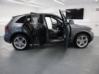 USED 2013 13 AUDI Q5 2.0 TFSI QUATTRO S LINE PLUS 5d 222 BHP WTH THE FACTORY EXTRAS  IN GREY THIS AUDI Q5 NEEDS TO BE SEEN.ITS STUNNING