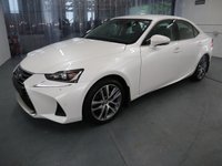 USED 2018 18 LEXUS IS 2.5 300H ADVANCE 4d 179 BHP IN THE WHITE MICA PAINT FINISH THIS LEXUS IS STUNNING.