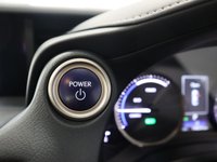 USED 2018 18 LEXUS IS 2.5 300H ADVANCE 4d 179 BHP IN THE WHITE MICA PAINT FINISH THIS LEXUS IS STUNNING.