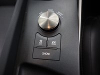 USED 2018 18 LEXUS IS 2.5 300H ADVANCE 4d 179 BHP IN THE WHITE MICA PAINT FINISH THIS LEXUS IS STUNNING.