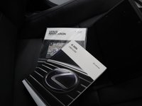 USED 2018 18 LEXUS IS 2.5 300H ADVANCE 4d 179 BHP IN THE WHITE MICA PAINT FINISH THIS LEXUS IS STUNNING.