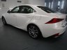 USED 2018 18 LEXUS IS 2.5 300H ADVANCE 4d 179 BHP IN THE WHITE MICA PAINT FINISH THIS LEXUS IS STUNNING.