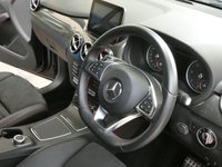 USED 2017 67 MERCEDES-BENZ B-CLASS 2.1 B 200 D AMG LINE PREMIUM 5d 134 BHP SAT NAV PART LEATHER INTERIOR
