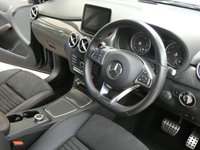 USED 2017 67 MERCEDES-BENZ B-CLASS 2.1 B 200 D AMG LINE PREMIUM 5d 134 BHP SAT NAV PART LEATHER INTERIOR