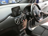 USED 2017 67 MERCEDES-BENZ B-CLASS 2.1 B 200 D AMG LINE PREMIUM 5d 134 BHP SAT NAV PART LEATHER INTERIOR