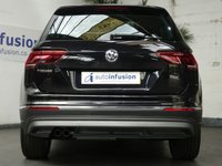 USED 2018 18 VOLKSWAGEN TIGUAN 2.0 SEL TDI BLUEMOTION TECHNOLOGY DSG 5d 148 BHP SAT NAV SUNROOF HEATED SEATS
