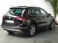 USED 2018 18 VOLKSWAGEN TIGUAN 2.0 SEL TDI BLUEMOTION TECHNOLOGY DSG 5d 148 BHP SAT NAV SUNROOF HEATED SEATS