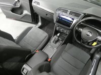 USED 2018 18 VOLKSWAGEN TIGUAN 2.0 SEL TDI BLUEMOTION TECHNOLOGY DSG 5d 148 BHP SAT NAV SUNROOF HEATED SEATS