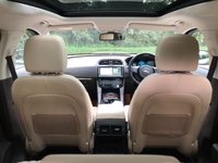 USED 2016 16 JAGUAR F-PACE 2.0 PORTFOLIO AWD 5d 178 BHP ZERO DEPOSIT FINANCE AVAILABLE