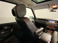 USED 2013 63 LAND ROVER DISCOVERY 4 3.0 SDV6 HSE LUXURY 5d 255 BHP Truily outstanding Dicovery 4 SDV6 HSE LUXURY 7 Seater, Spectacular Fuji white, full black ebony windsor premium leather, rear media package factory fitted 2 sceens, privacy glass, heated rear seats, free uk delivery 12 months mot "no advisories " New cam belt fitted for delivery, 2 keys,