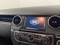 USED 2013 63 LAND ROVER DISCOVERY 4 3.0 SDV6 HSE LUXURY 5d 255 BHP Truily outstanding Dicovery 4 SDV6 HSE LUXURY 7 Seater, Spectacular Fuji white, full black ebony windsor premium leather, rear media package factory fitted 2 sceens, privacy glass, heated rear seats, free uk delivery 12 months mot "no advisories " New cam belt fitted for delivery, 2 keys,