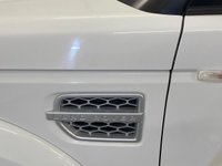 USED 2013 63 LAND ROVER DISCOVERY 4 3.0 SDV6 HSE LUXURY 5d 255 BHP Truily outstanding Dicovery 4 SDV6 HSE LUXURY 7 Seater, Spectacular Fuji white, full black ebony windsor premium leather, rear media package factory fitted 2 sceens, privacy glass, heated rear seats, free uk delivery 12 months mot "no advisories " New cam belt fitted for delivery, 2 keys,