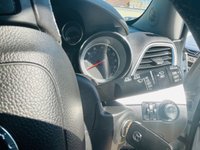 USED 2015 15 VAUXHALL MOKKA 1.4 TECH LINE S/S 5d 138 BHP 5 door MPV low mileage petrol with Sat Nav