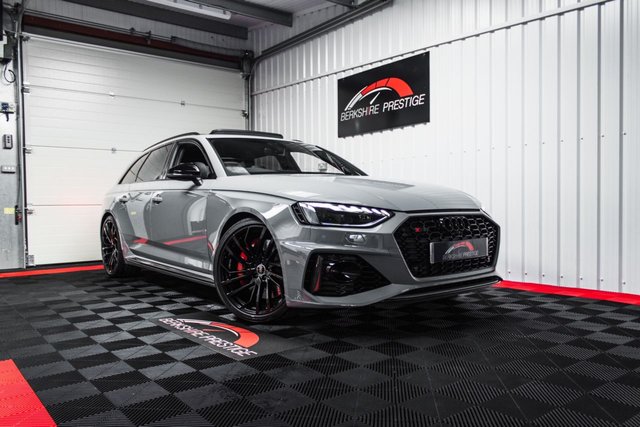 2021 Audi A4 2.9 RS 4 TFSI QUATTRO CARBON BLACK 5d 444 BHP
