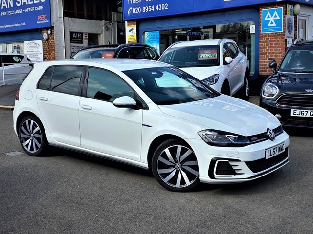 2017 67 Volkswagen Golf 1.4 GTE ADVANCE DSG 5d 150 BHP
