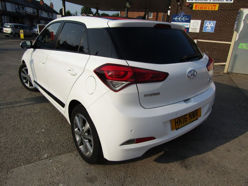 2016 Hyundai I20 Mpi Premium SE Blue Drive £8,500