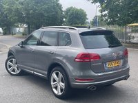 USED 2013 63 VOLKSWAGEN TOUAREG 3.0 V6 R-LINE TDI BLUEMOTION TECHNOLOGY 5d 242 BHP 