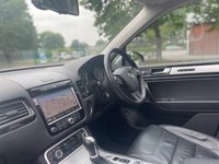USED 2013 63 VOLKSWAGEN TOUAREG 3.0 V6 R-LINE TDI BLUEMOTION TECHNOLOGY 5d 242 BHP 