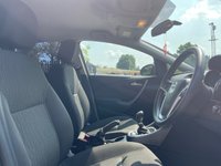 USED 2015 65 VAUXHALL ASTRA 1.4 DESIGN 5d 100 BHP 