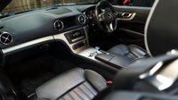 USED 2015 64 MERCEDES-BENZ SL 3.0 SL400 AMG SPORT 2d 329 BHP Beautiful Roof Down Luxury