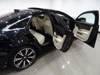USED 2018 18 JAGUAR XJ 3.0 D V6 (300 PS) PORTFOLIO AUTO (S/S) 4DR + NAV + PANORAMIC ROOF + E/M/HEAT/COOL/MASSAGE QUILTED LEATHERS + KEYLESS + CRUISE + M/MEDIA + SOFT CLOSE + E/BLIND + BLIND SPOT + LEDS + 360 CAMERA + 360 PARK + E/BOOT + 20 S PANROOF+20 S+LEDS+360 CAM+MASSAGE LEATHER+NAV+CRUISE