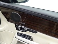 USED 2018 18 JAGUAR XJ 3.0 D V6 (300 PS) PORTFOLIO AUTO (S/S) 4DR + NAV + PANORAMIC ROOF + E/M/HEAT/COOL/MASSAGE QUILTED LEATHERS + KEYLESS + CRUISE + M/MEDIA + SOFT CLOSE + E/BLIND + BLIND SPOT + LEDS + 360 CAMERA + 360 PARK + E/BOOT + 20 S PANROOF+20 S+LEDS+360 CAM+MASSAGE LEATHER+NAV+CRUISE