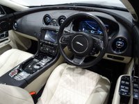 USED 2018 18 JAGUAR XJ 3.0 D V6 (300 PS) PORTFOLIO AUTO (S/S) 4DR + NAV + PANORAMIC ROOF + E/M/HEAT/COOL/MASSAGE QUILTED LEATHERS + KEYLESS + CRUISE + M/MEDIA + SOFT CLOSE + E/BLIND + BLIND SPOT + LEDS + 360 CAMERA + 360 PARK + E/BOOT + 20 S PANROOF+20 S+LEDS+360 CAM+MASSAGE LEATHER+NAV+CRUISE