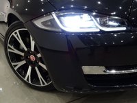 USED 2018 18 JAGUAR XJ 3.0 D V6 (300 PS) PORTFOLIO AUTO (S/S) 4DR + NAV + PANORAMIC ROOF + E/M/HEAT/COOL/MASSAGE QUILTED LEATHERS + KEYLESS + CRUISE + M/MEDIA + SOFT CLOSE + E/BLIND + BLIND SPOT + LEDS + 360 CAMERA + 360 PARK + E/BOOT + 20 S PANROOF+20 S+LEDS+360 CAM+MASSAGE LEATHER+NAV+CRUISE
