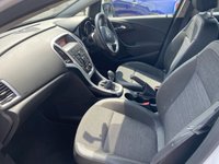 USED 2015 65 VAUXHALL ASTRA 1.6 EXCITE 5d 113 BHP 